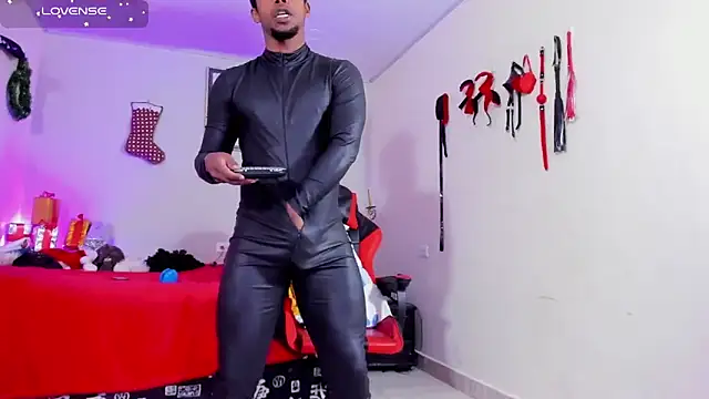 AlejoKhalifa_ webcam