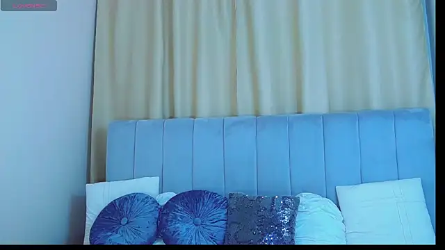 Barbie_Blond_ webcam