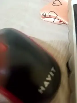 Webcam Model (BARBIEDOLLXXX)  is live.Free join now!