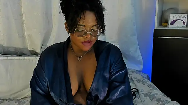 conielaurenth webcam