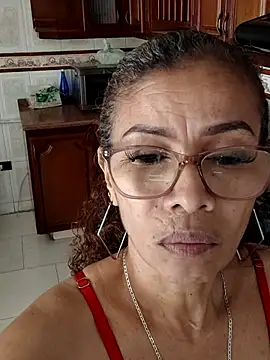 Webcam Model (Merybeks)  is live.Free join now!