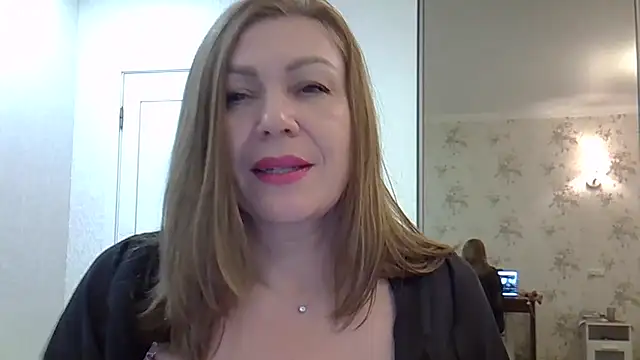 Alexandra-Rosee webcam