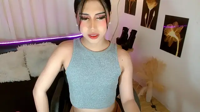 FuckingDolls69 webcam