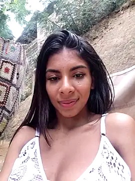 chaparritahot99 webcam