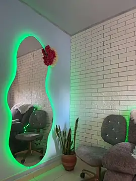 Webcam Model (Im_Fernanda) is live