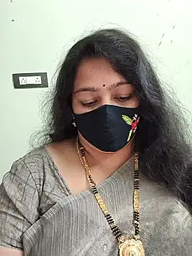 Webcam Model (neelu-hoty) is live