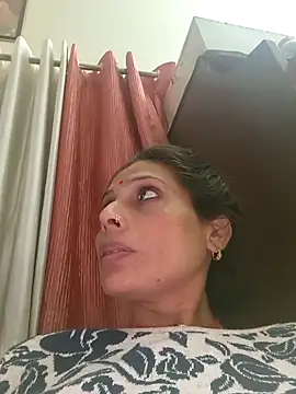 Webcam Model (ISHANI-SINGH)  is live.Free join now!