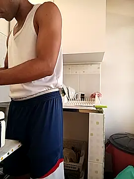 man_black_hot24 webcam