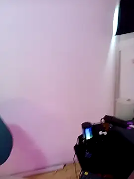 Veronica_Lewis_ webcam