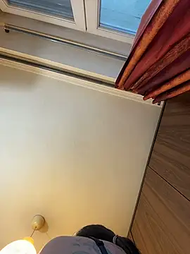 Hotmomcheckk_ webcam