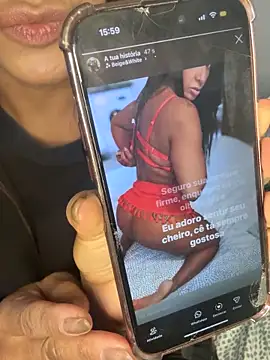 Victoriavicky webcam