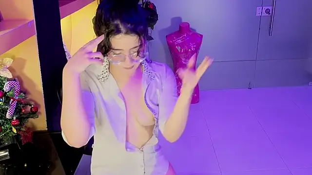 LiLLiAnderson webcam