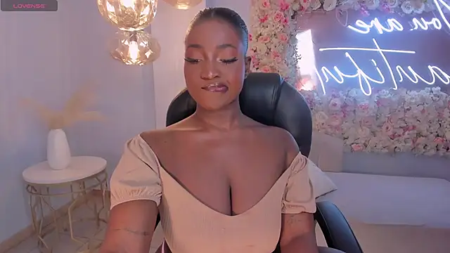 SavannahStorm webcam