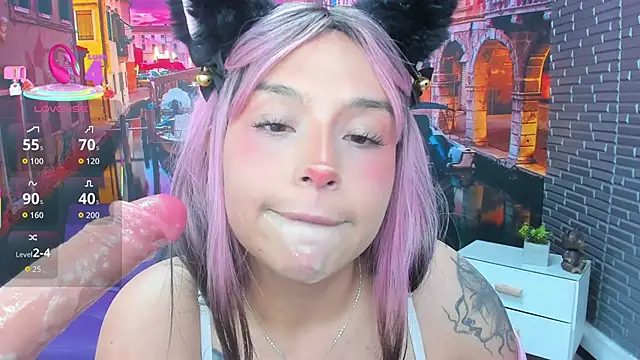 Small_naughty_ webcam