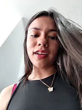 CHARLOTTE__05 webcam