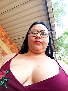 Dirty-Momm-Divorced-Hot webcam