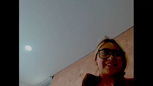 Miabonnett_ webcam
