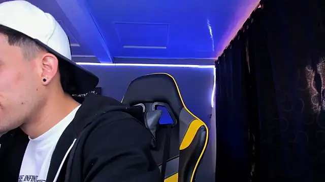 alexgiraldo__ webcam