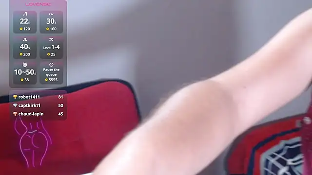 Coraline_Playful webcam