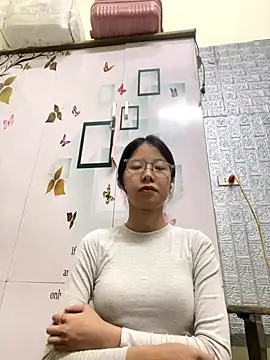 Webcam Model (meomeo2k6)  is live.Free join now!