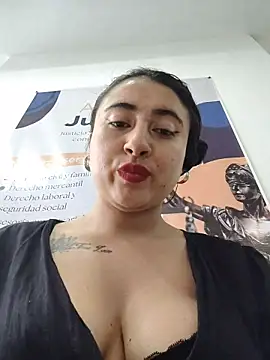 _Sarah-Office1 webcam