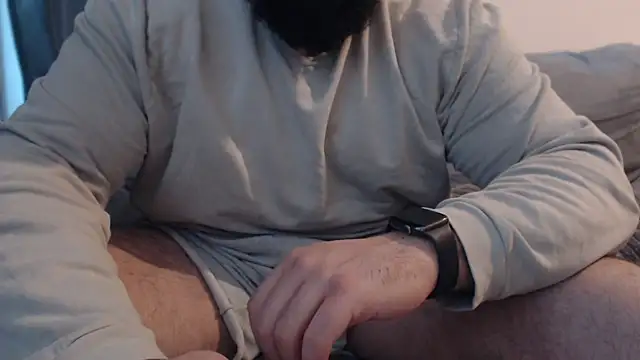 hugemachohandsome webcam