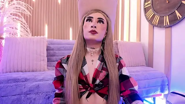 arianasantana (T young) - ¡Let's Get Hot