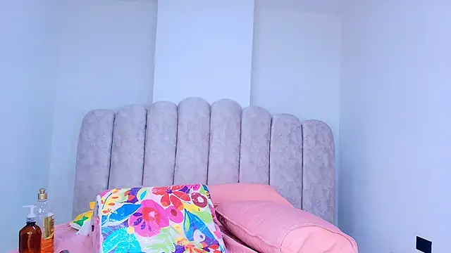 sharlott_miller webcam