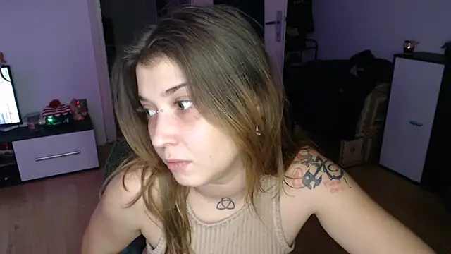 Aliens4twenty webcam