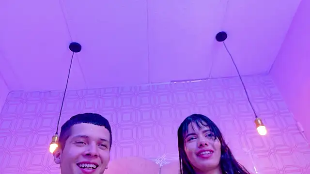 CharlotteandTaylorr webcam