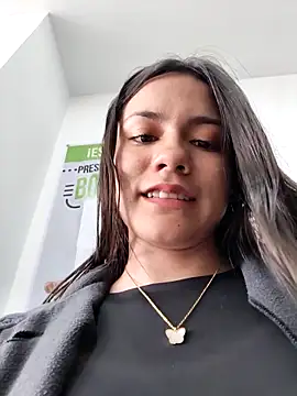 CHARLOTTE__05 webcam