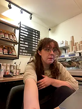 Webcam Model (cinnabon_)  is live.Free join now!