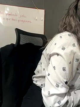 Isabella_Varella webcam