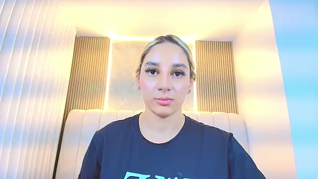 celeste_moonx webcam