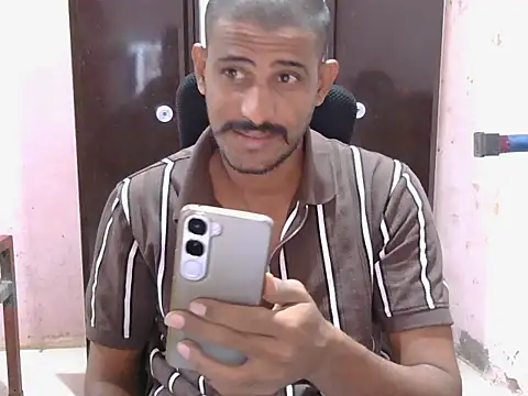 HotXKrish webcam