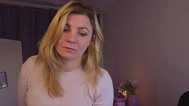 Nicole_Foxxxy webcam