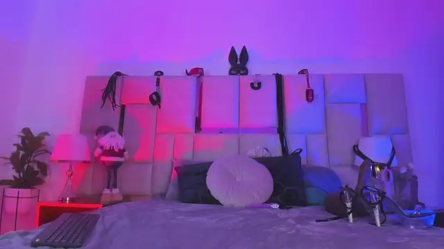 Violett_Sinclair webcam