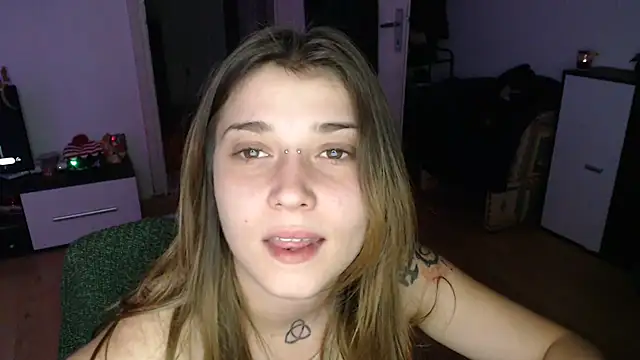 Aliens4twenty webcam