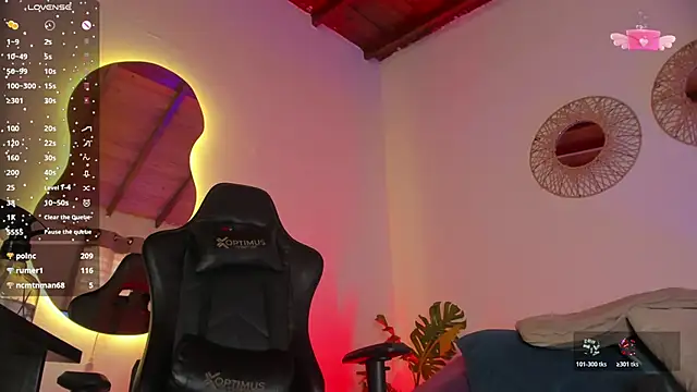 laura-hills18 (Ask my age) - Fuck pussy