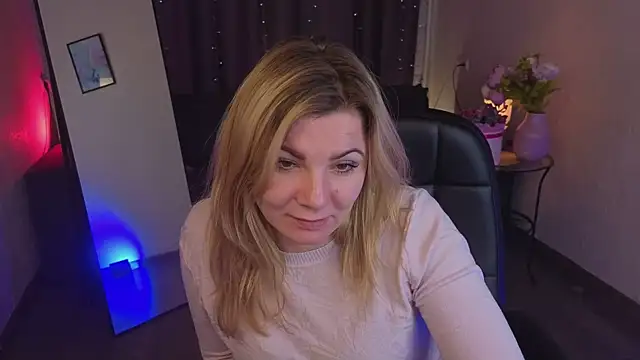 Nicole_Foxxxy webcam