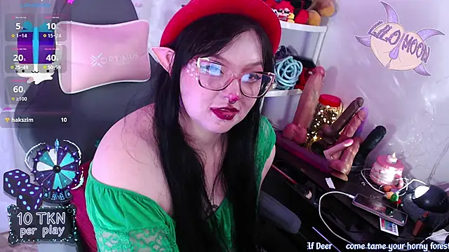 LiloMoon69 webcam