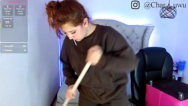 Charlotte_Jones__ webcam