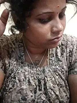 sweetqueen143 webcam