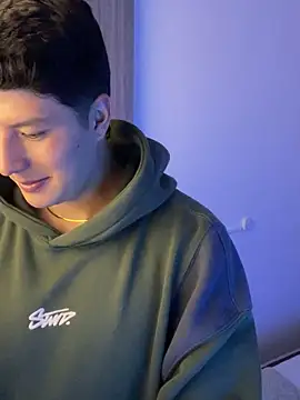 Goldenknight33 webcam