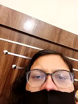 Mahira_sharma01 webcam