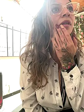 Isabella_Varella webcam