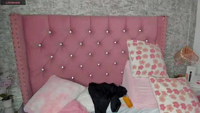 Mia_Jansen webcam