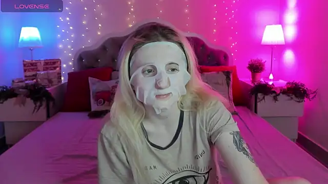 CamillaDreamer webcam