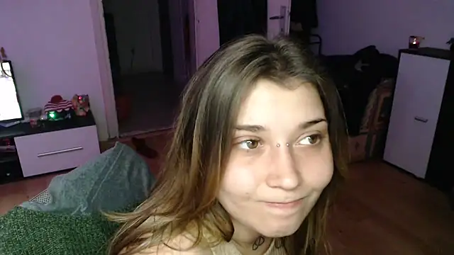 Aliens4twenty webcam