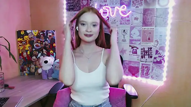 Alice_ShyFox webcam